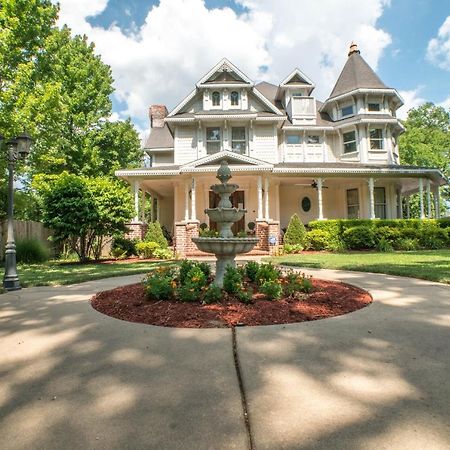 The Victoria Bed & Breakfast Бентонвіль Екстер'єр фото