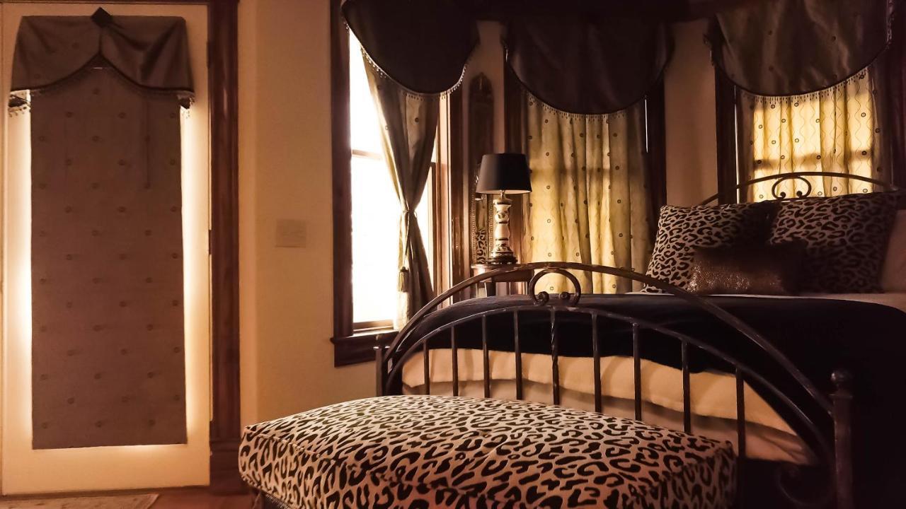 The Victoria Bed & Breakfast Бентонвіль Екстер'єр фото