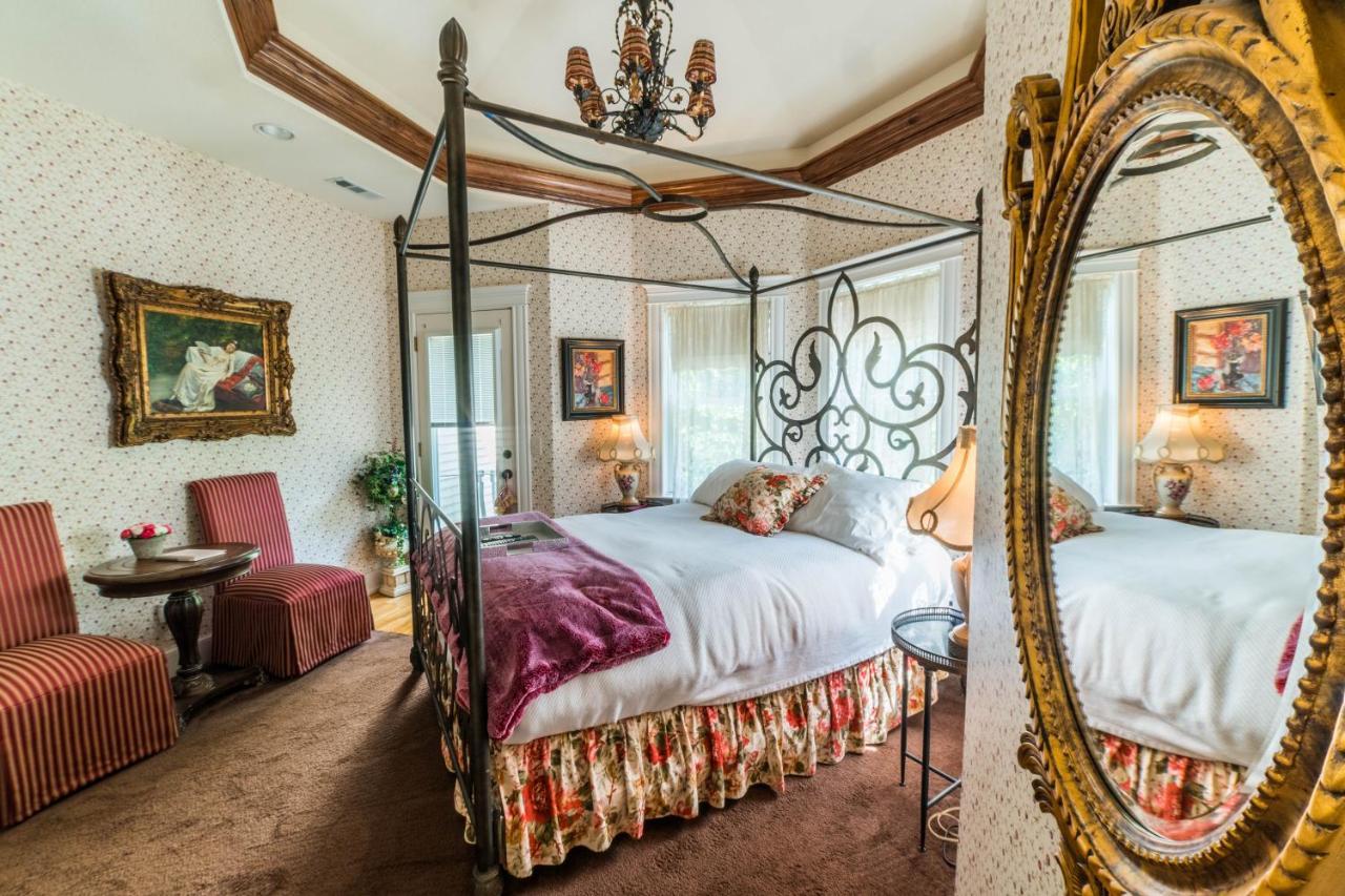 The Victoria Bed & Breakfast Бентонвіль Екстер'єр фото