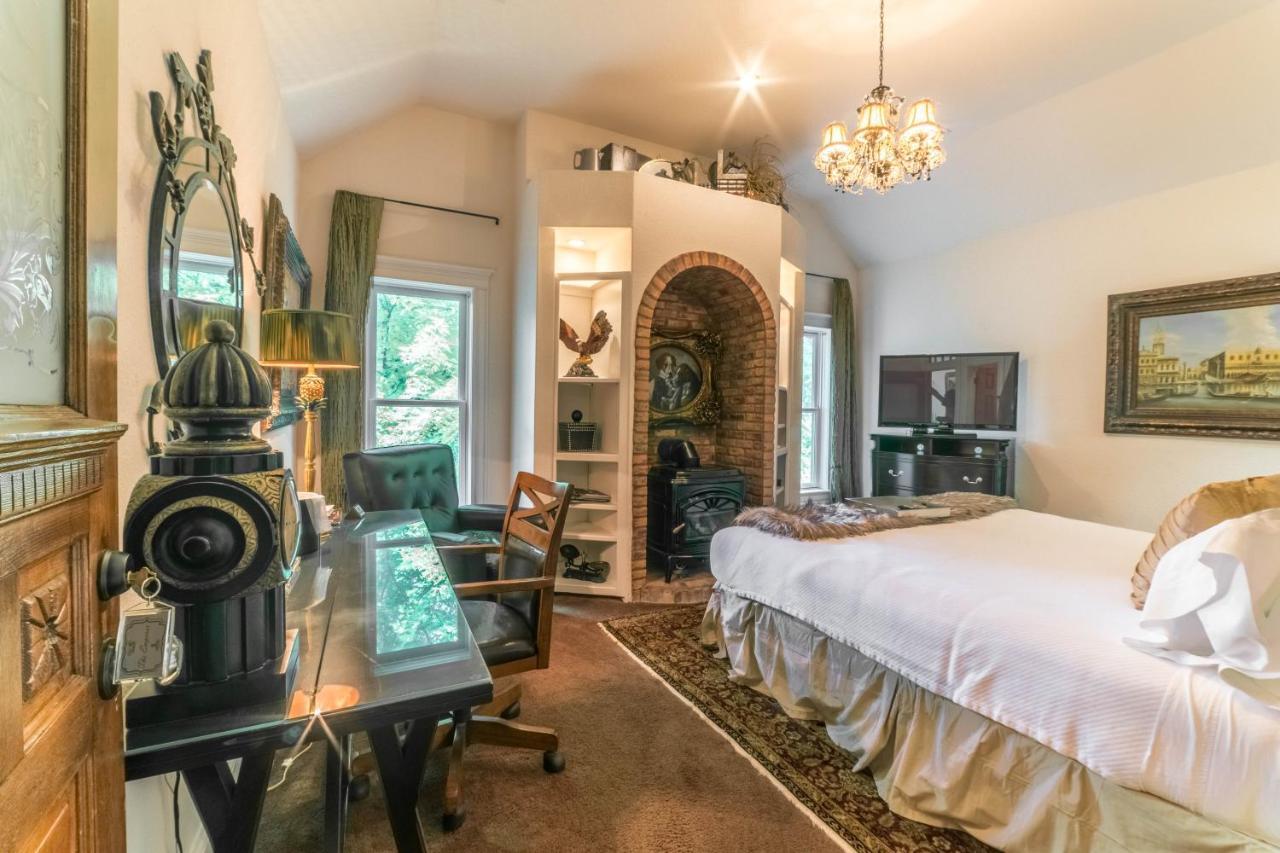 The Victoria Bed & Breakfast Бентонвіль Екстер'єр фото